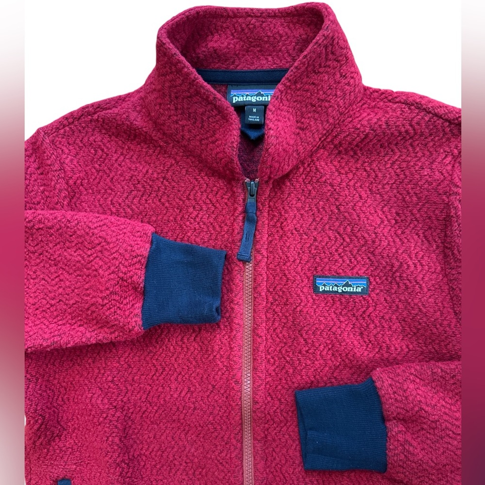 Patagonia Women’s Off‎ Red Color Full Zip Up Jacket Size Medium Wool Blend Logo